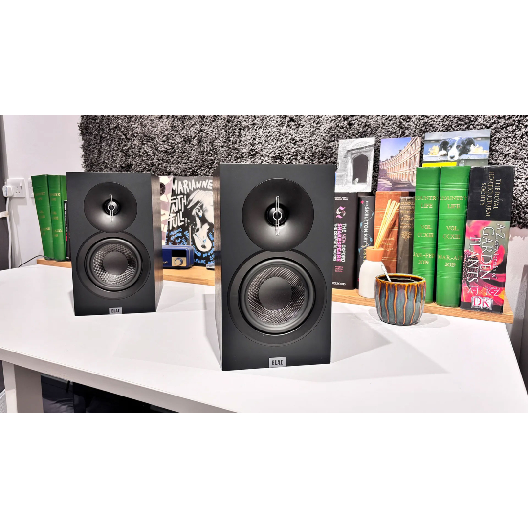 Обзор ELAC Debut 3.0 DB53 / whathifi.com